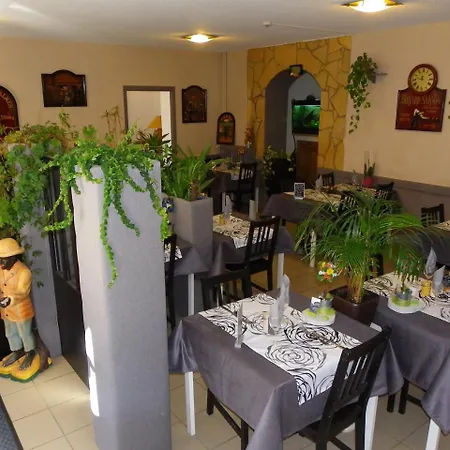 Restaurant De L'europe 호텔 *